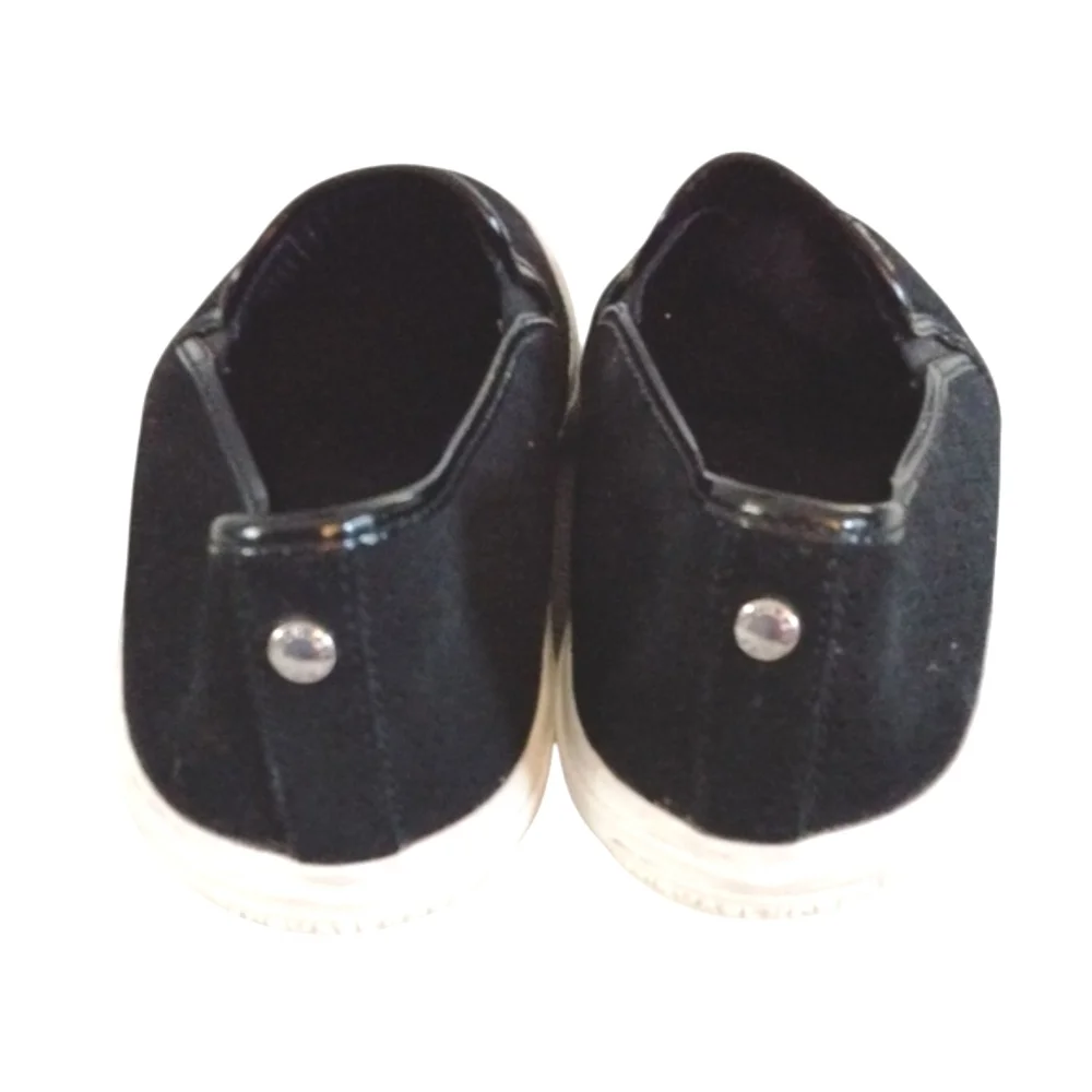 Michael Kors Black and White Sneakers Sleek Design 8.5 M